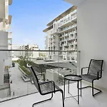 Silkhaus Chic Studio Near Masdar City Park