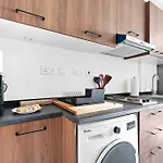 Silkhaus Chic Studio Near Masdar City Park